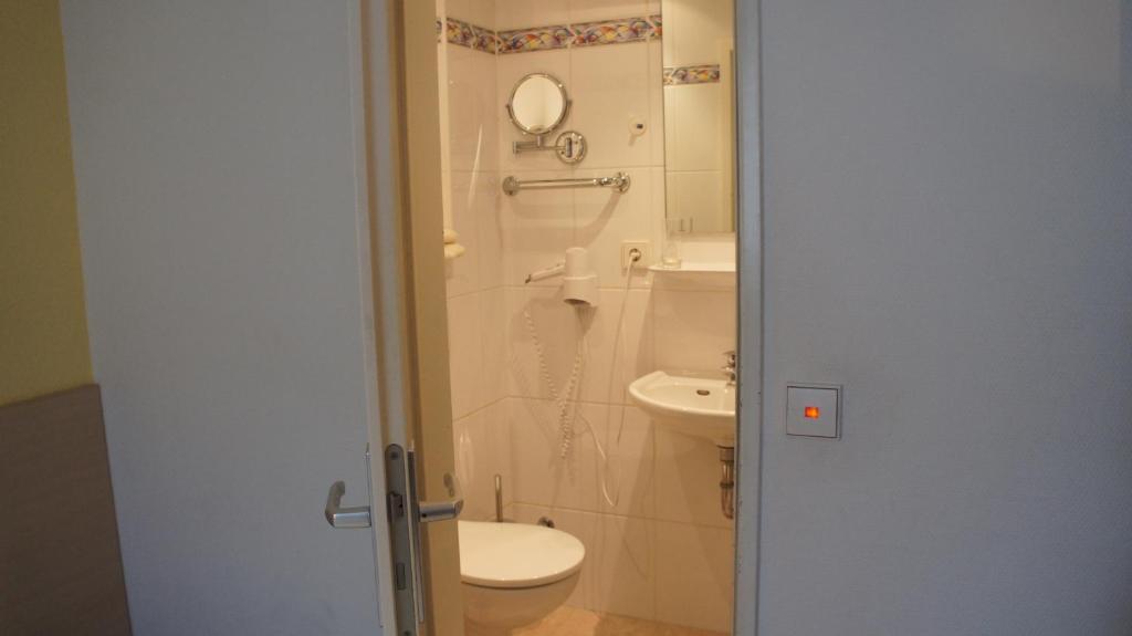Hotel Jaegerhof Wiesbaden Camera foto