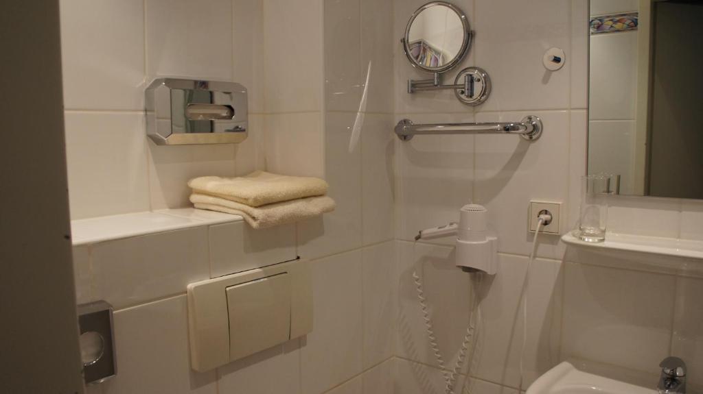 Hotel Jaegerhof Wiesbaden Camera foto