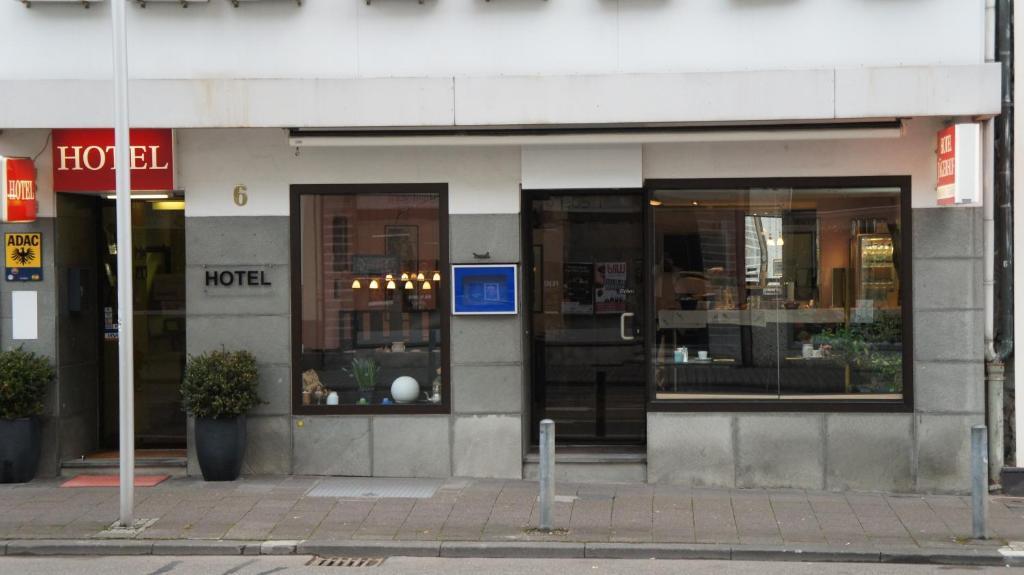 Hotel Jaegerhof Wiesbaden Esterno foto